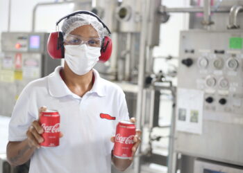 Solar Coca-Cola abre mais de 150 vagas de emprego exclusivas para mulheres