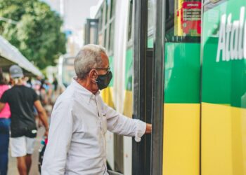 Empresas do transporte fazem ajustes para manter serviço diante de breve operação parcial da Viação Modelo