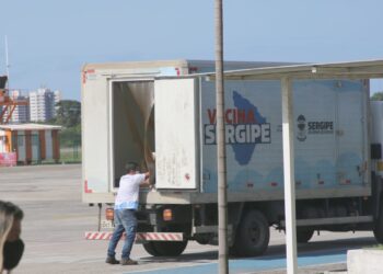 Sergipe espera receber mais vacinas para alcançar meta de 100% de vacinação com a primeira dose