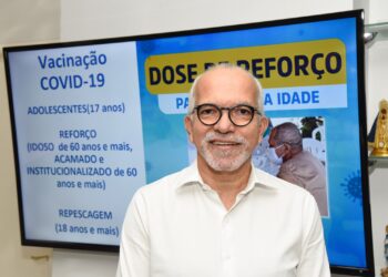 Covid-19: Aracaju inicia vacinação de adolescentes de 17 anos e aplicação de reforço em idosos
