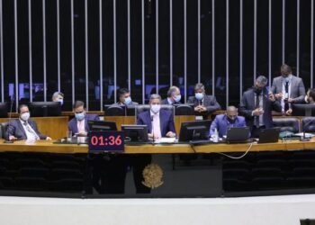 Câmara aprova texto-base de projeto que define novo Código Eleitoral