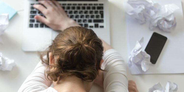 Estresse é o mal do século e dia mundial de combate serve de alerta para a população