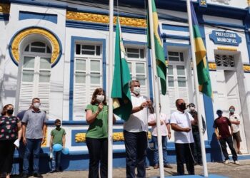 Semana da Pátria é comemorada em Itaporanga com ato cívico