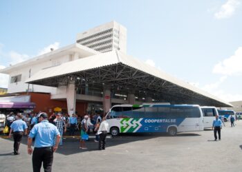 Feriadão contará com frota reserva de transporte intermunicipal