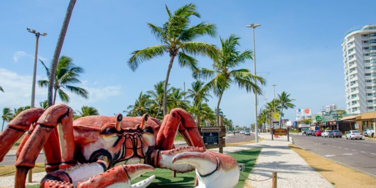 Revitalização da Orla da Atalaia assegura atratividade do principal cartão-postal de Aracaju