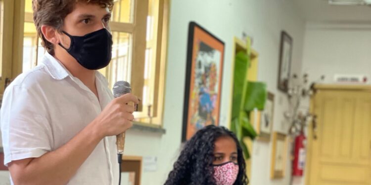 Em roda de conversa, Breno Garibalde realiza oficina participativa sobre Plano Diretor