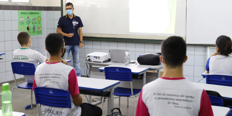 Novo Ensino Médio atende a 17 mil alunos nas escolas públicas de Sergipe