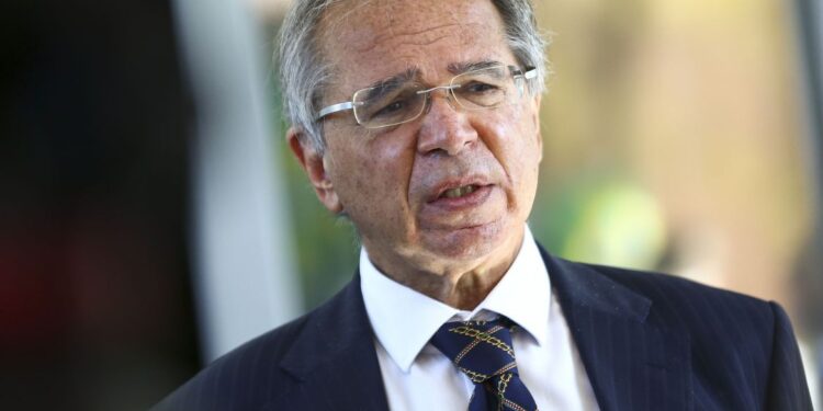 Governo quer reforma tributária neutra, diz ministro Guedes