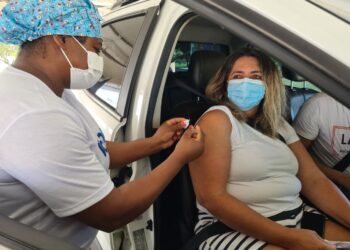 Em final de semana sem óbitos por covid-19, Prefeitura de Aracaju vacina 5.285 pessoas