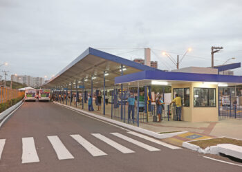 Usuários do transporte público são beneficiados com construção e reforma de terminais