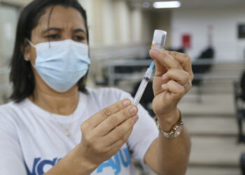 Covid-19: Aracaju completa o esquema vacinal de mais 1.374 pessoas nesta terça, 31