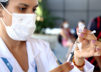 Aracaju anuncia nova antecipação de segunda dose de Pfizer