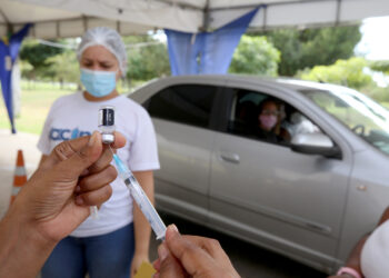 Aracaju avança na imunização contra covid e vacina mais 6.760 pessoas nesta quarta, 15