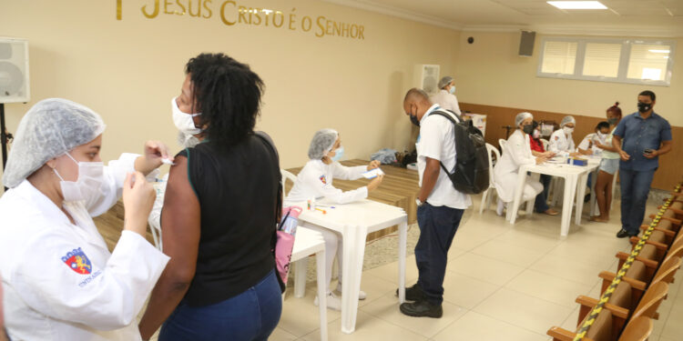 Covid-19 – Aracaju vacinou 5.988 pessoas nesta sexta-feira, 3