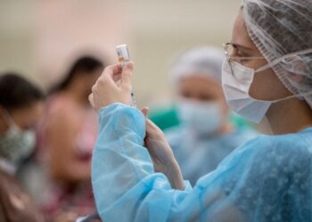 Aracaju vacinará adolescentes de 12 e 13 anos contra a covid-19