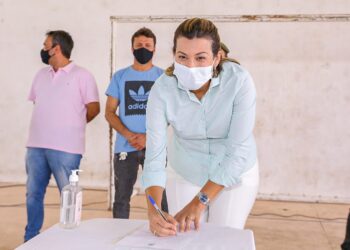 Prefeita de Lagarto assina Ordem de Serviço para requalificação do prédio do Tiro de Guerra