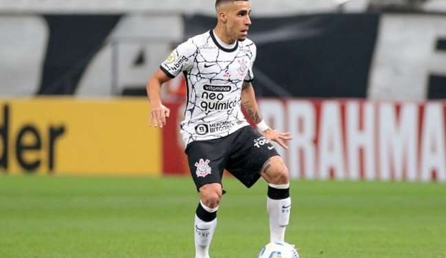 Gabriel será julgado na terça-feira pelo STJD e corre risco de pegar até 6 partidas de suspensão no Corinthians