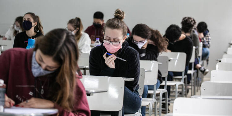 Preuni Seduc inicia Simula Enem presencialmente a partir desta segunda-feira, 18