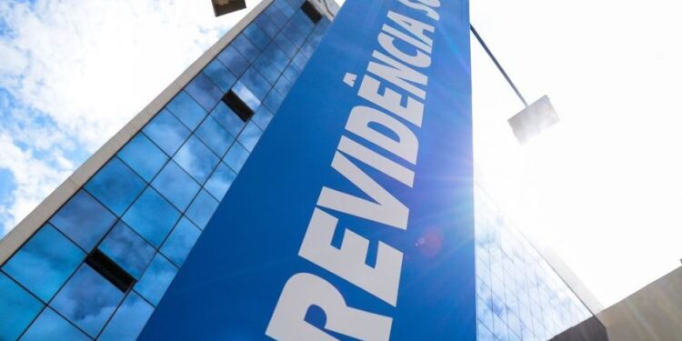 INSS alerta contra golpes que prejudicam aposentados