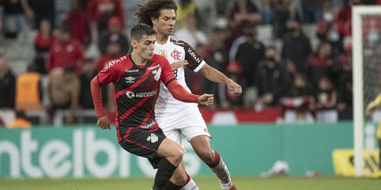 Flamengo e Athletico-PR disputam vaga na final da Copa do Brasil