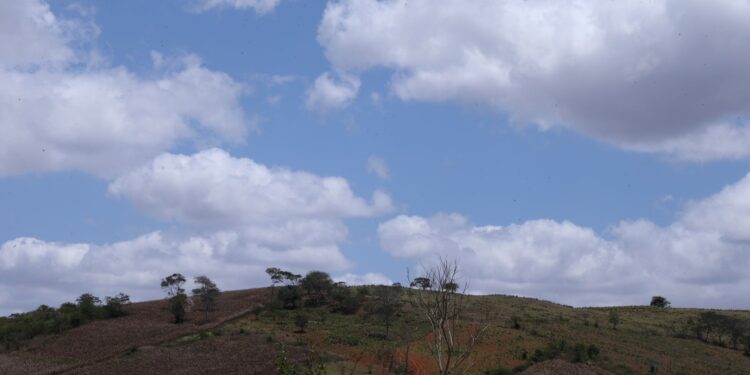 Fim de semana prolongado será de céu claro e temperaturas elevadas