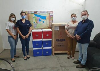 Propriá: Secretaria de Saúde recebe doação de caixas térmicas para atender setor de imunização