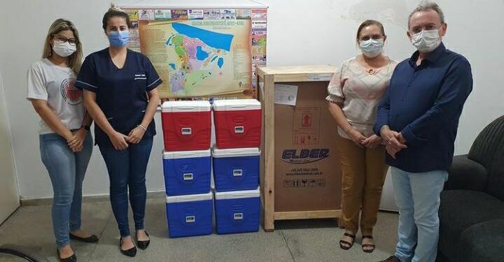 Propriá: Secretaria de Saúde recebe doação de caixas térmicas para atender setor de imunização