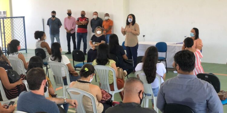 Prefeitura de Barra dá posse a 31 novos servidores aprovados no concurso público 2020