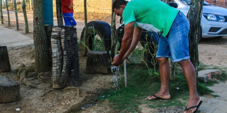 Prefeitura de Simão Dias conclui Sistema Simplificado de Água do povoado Sítio Alto