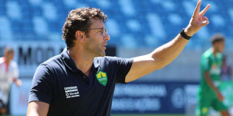 Athletico confirma Alberto Valentim como novo técnico