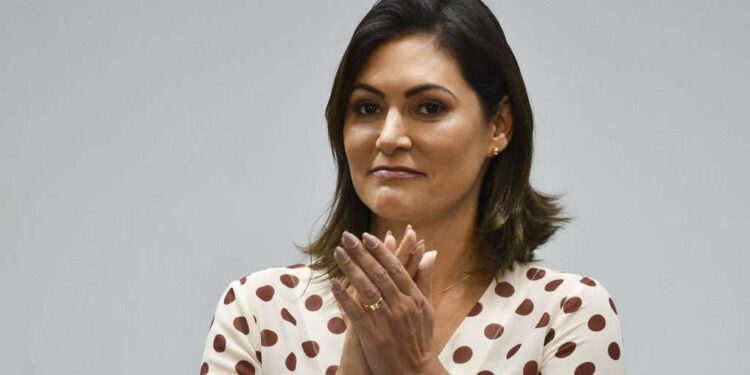 MPF vai investigar suposta ação de Michelle Bolsonaro para favorecer amigos
