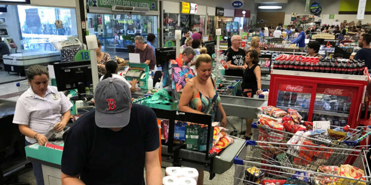 Suspensão de compras pela China pode reduzir preço da carne no Brasil