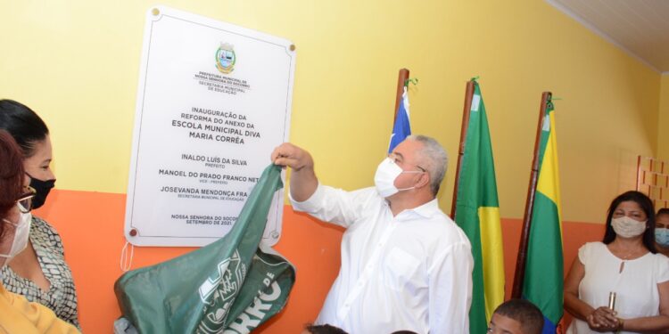 Prefeitura de Socorro realiza a entrega da reforma da Escola Municipal Diva Maria Corrêa