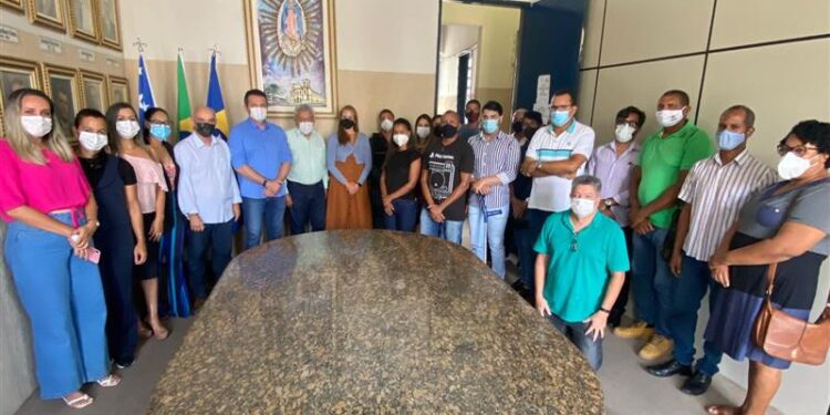 Estância: Prefeito Gilson Andrade dá posse à integrantes do Conselho Municipal Antidrogas