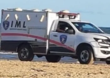 Jovem morre afogado na praia da Zona de Expansão de Aracaju