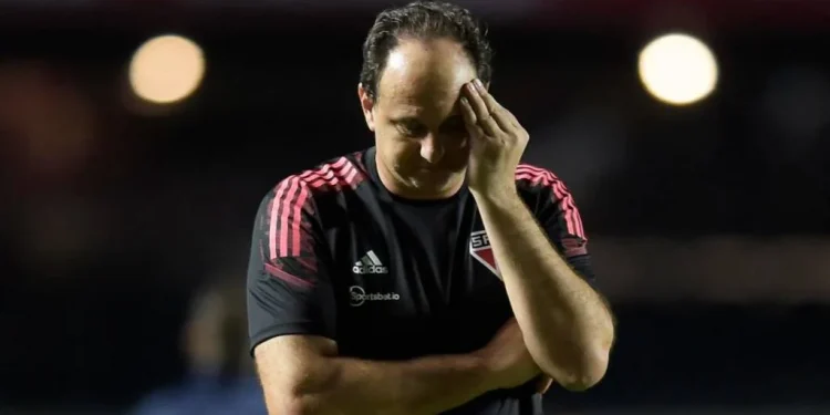 Em reestreia de Ceni, São Paulo empata com o Ceará e amplia jejum de vitórias