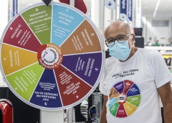 Aids na terceira idade: uma discussão necessária, diz Dr. Almir Santana