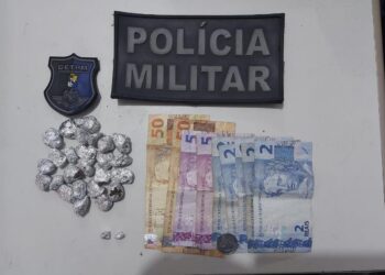 Polícia Militar prende dois suspeitos de tráfico de drogas no a Zona Norte de Aracaju