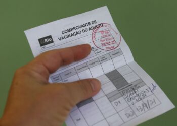 Liberado certificado de vacinação para quem tomou vacinas diferentes