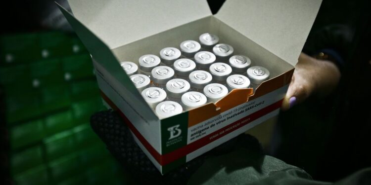 Novo contrato com Butantan depende de registro definitivo da CoronaVac