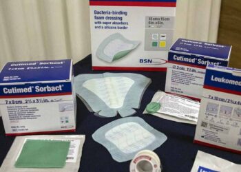 Saúde investe em novas tecnologias de curativos melhorando assistência ao paciente crônico do Huse