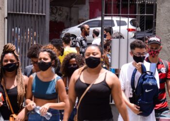 Relatório aponta impacto da pandemia na saúde mental de adolescentes