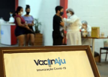Aracaju vacina adolescentes de 12 a 17 anos até a próxima segunda-feira,11