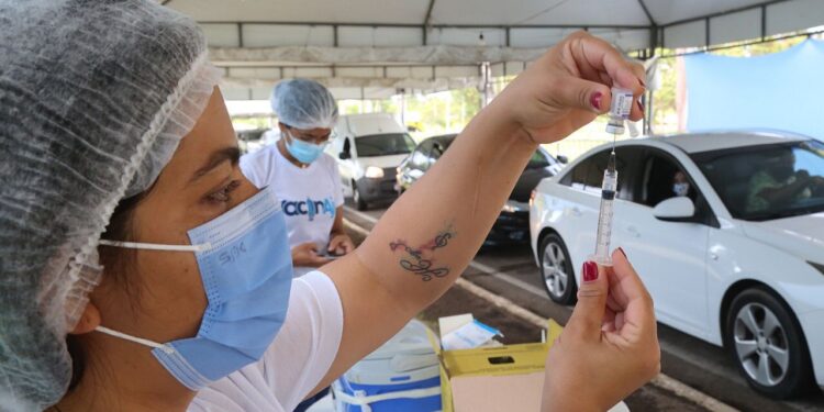 Prefeitura de Aracaju amplia dose de reforço e faz nova antecipação da 2ª dose da Pfizer