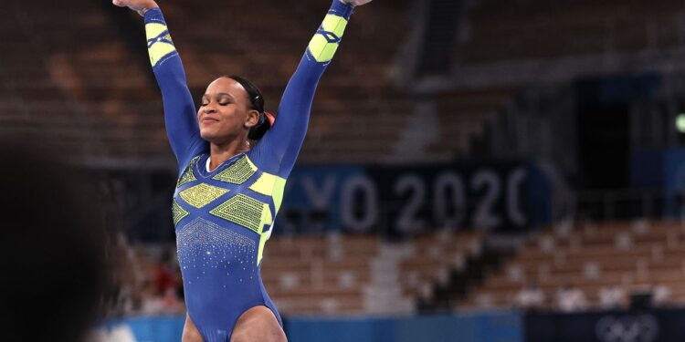 Rebeca Andrade participará de três aparelhos no Mundial de Kitakyushu