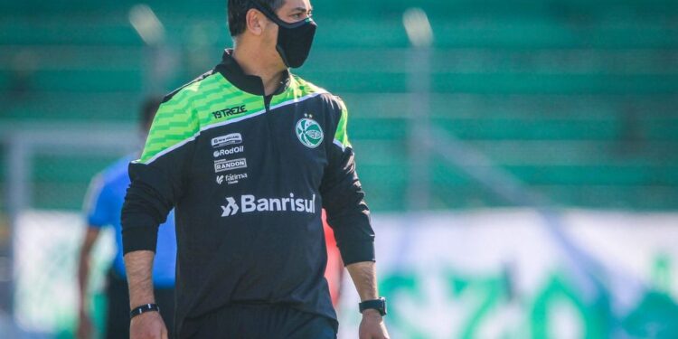 Juventude demite técnico Marquinhos Santos, após 5 jogos sem vitórias