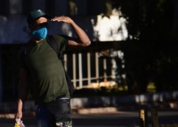 Covid-19: Brasil registra 390 mortes e 12,9 mil casos em 24 horas