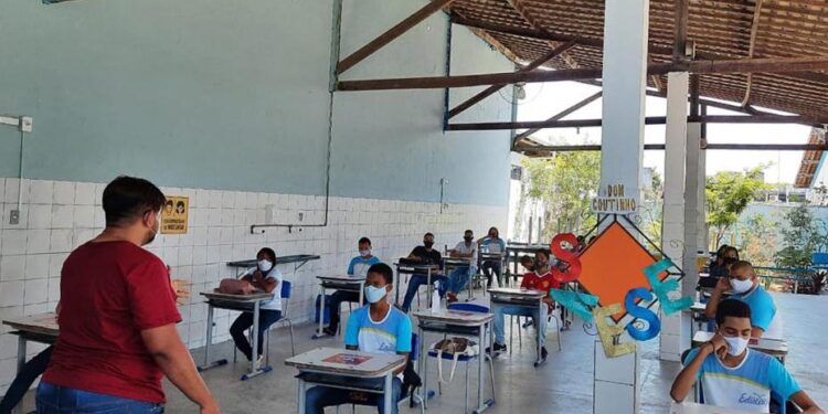 Escolas municipais e estaduais mobilizam alunos para participarem do Saese