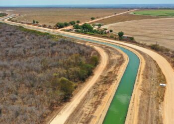 Governo lança edital para novo trecho da transposição do Rio São Francisco