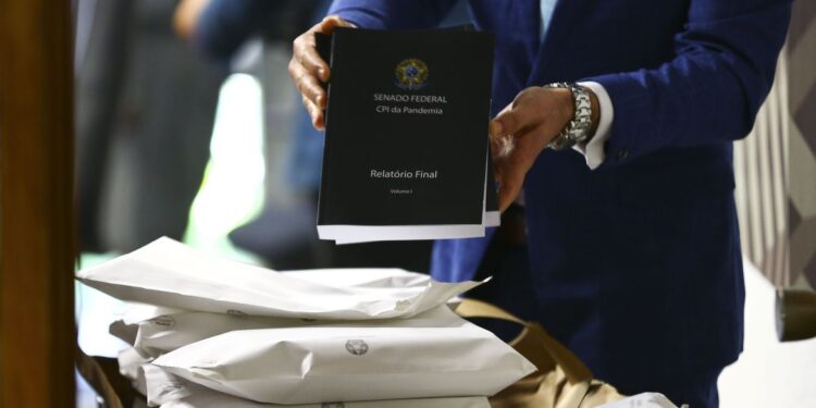 Relator da CPI da Pandemia vê atraso deliberado na compra de vacinas